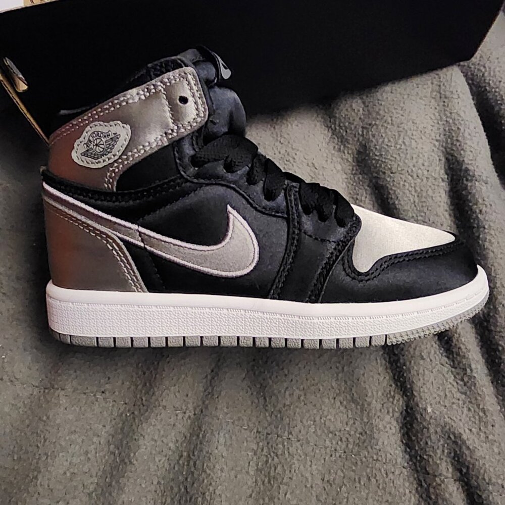 Jordan 1 Retro High OG (PS) - Picture 2 of 3